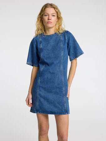 Rie 2/4 Short Dress Medium Blue Denim | Kjoler | Smuk - Dameklær på nett