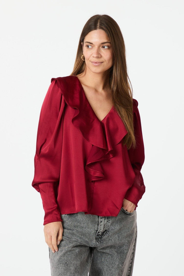 Sandie Sateen Blouse Wine | Skjorter og bluser | Smuk - Dameklær på nett