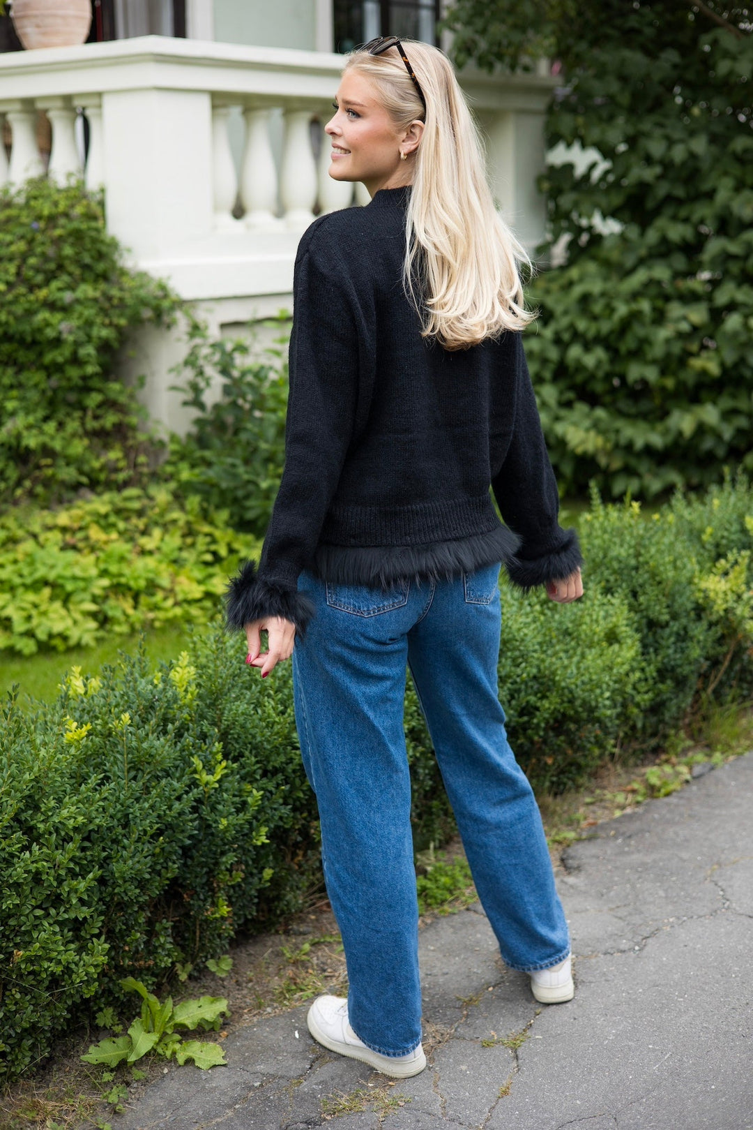 Sanna Pullover Black | Genser | Smuk - Dameklær på nett