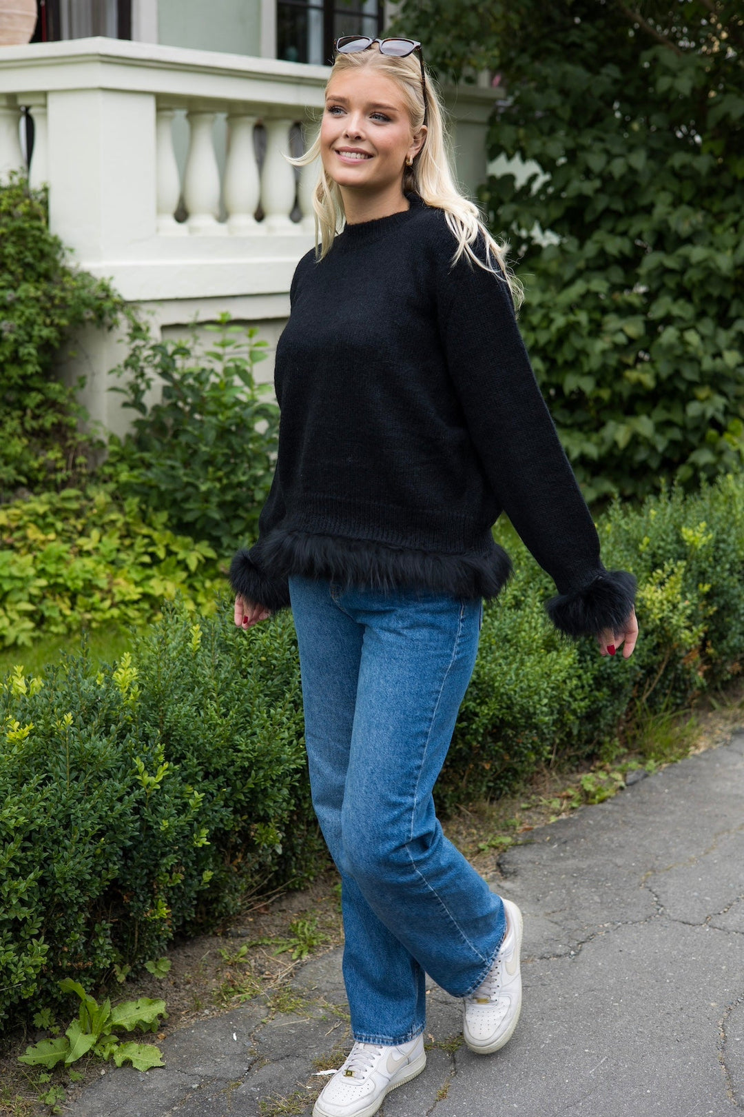 Sanna Pullover Black | Genser | Smuk - Dameklær på nett