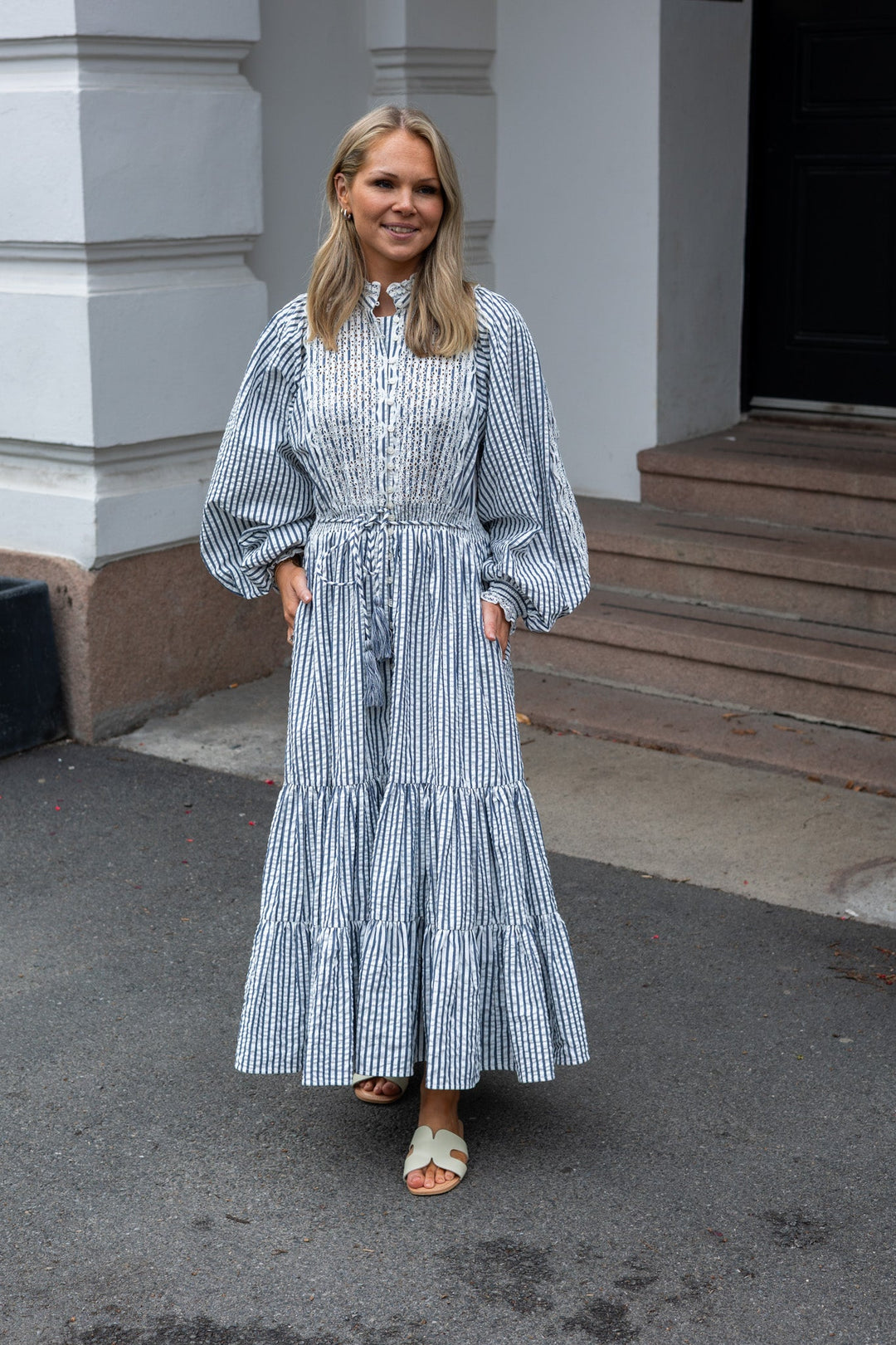 Seersucker Midi Dress Blue Stripe | Kjoler | Smuk - Dameklær på nett