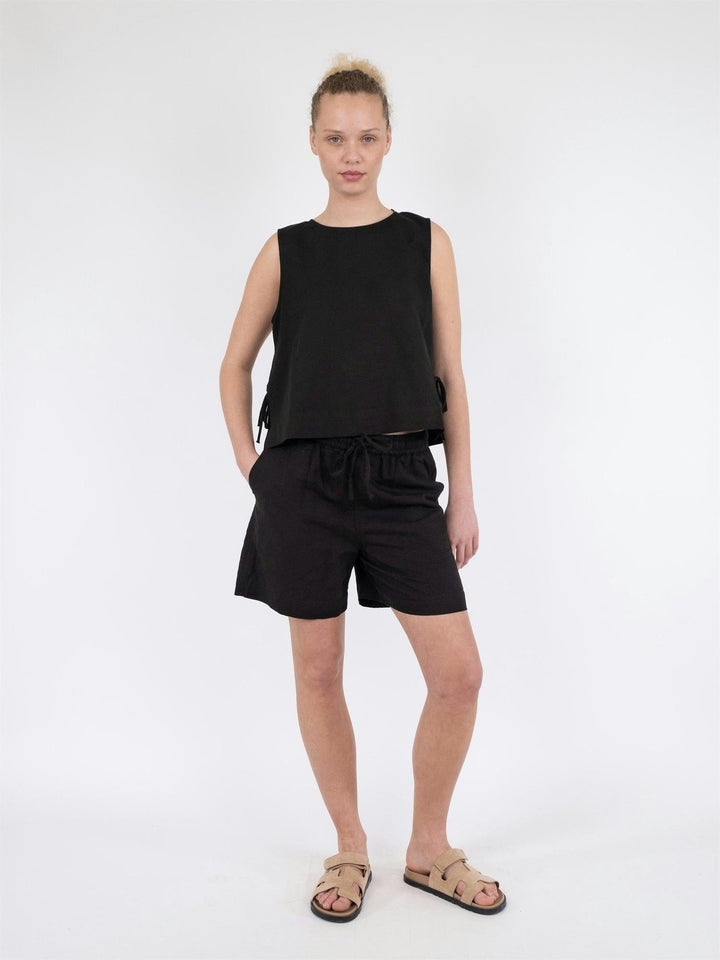 Shea Linen Shorts Black | Shorts | Smuk - Dameklær på nett