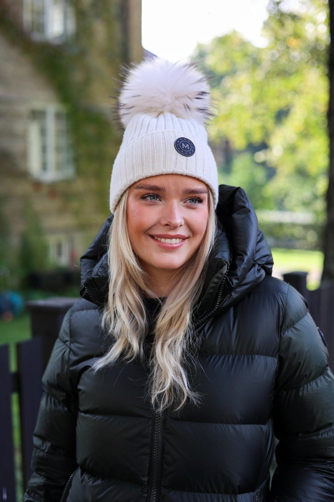 St. Moritz Beanie White | Accessories | Smuk - Dameklær på nett