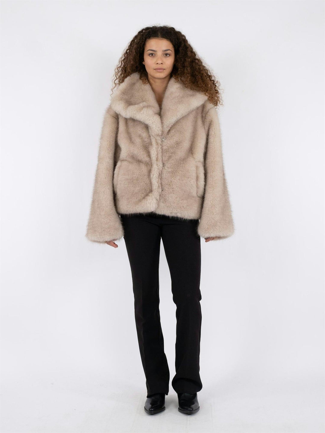 Stephanie Faux Fur Jacket Beige | Yttertøy | Smuk - Dameklær på nett