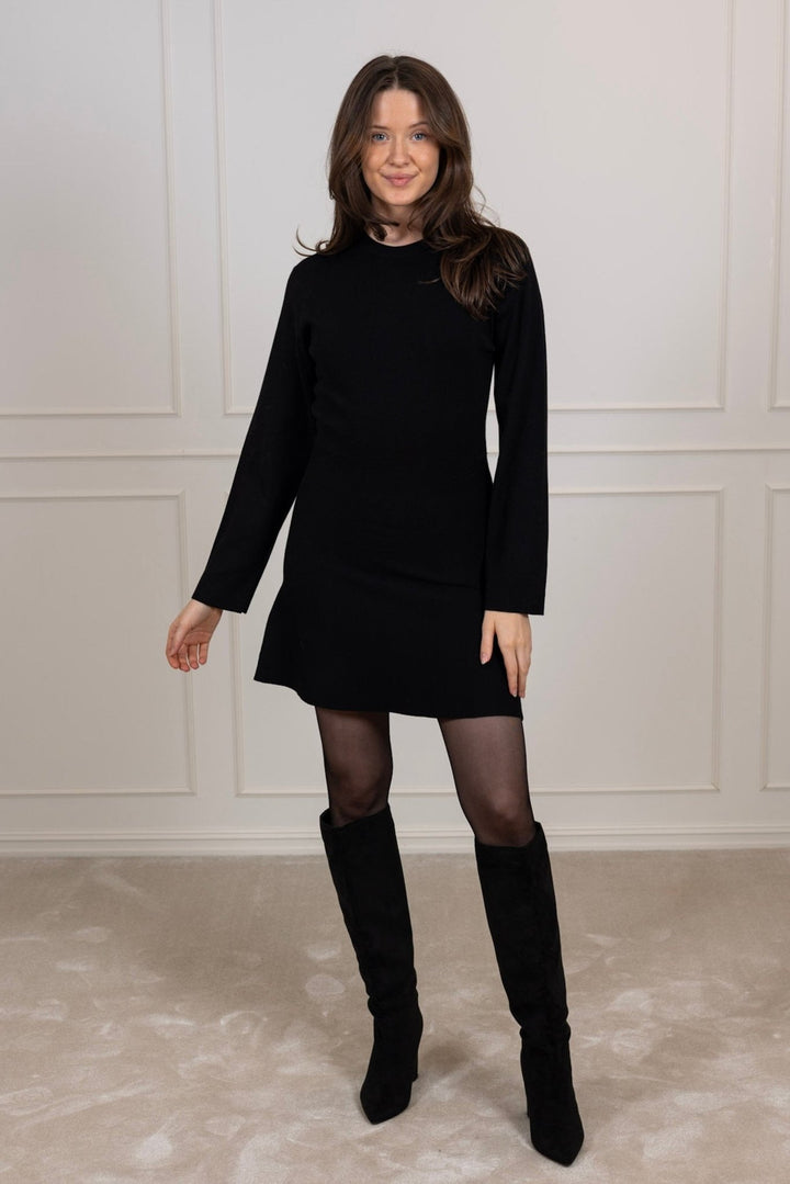 Stinna Knit Dress Black | Kjoler | Smuk - Dameklær på nett