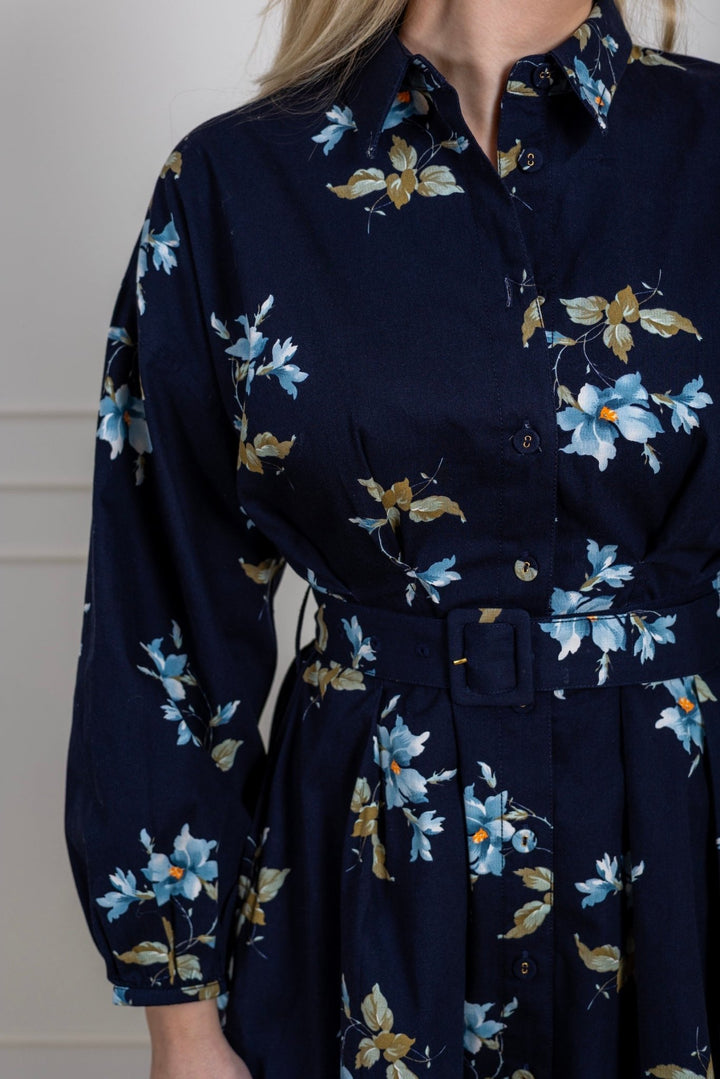 Structured Shirt Dress Blue Bouquet | Kjoler | Smuk - Dameklær på nett