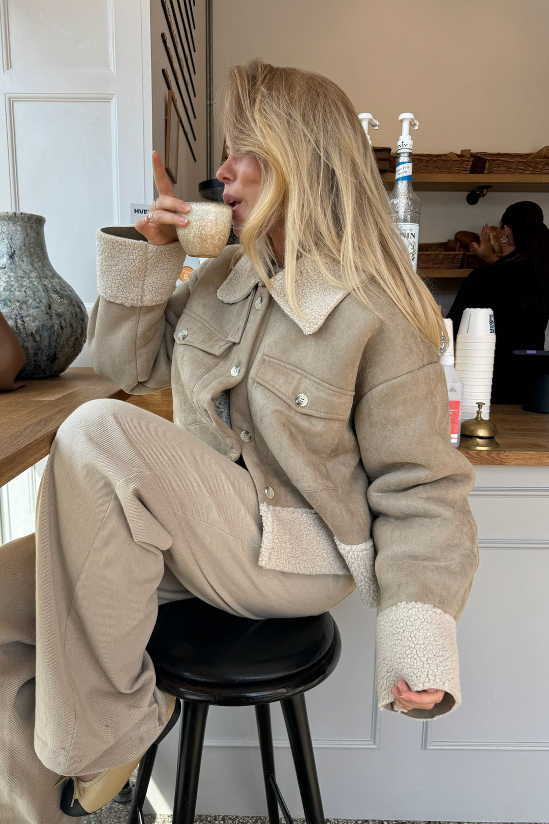 Theaic Teddy Jacket Light Brown | Yttertøy | Smuk - Dameklær på nett