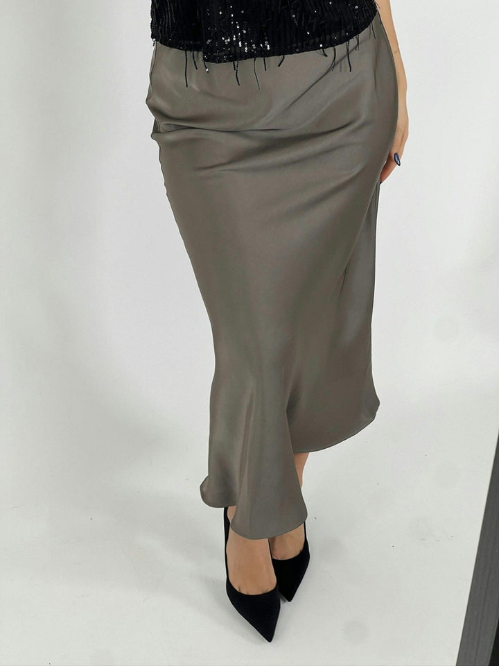 Vicky Heavy Sateen Skirt Warm Grey | Skjørt | Smuk - Dameklær på nett