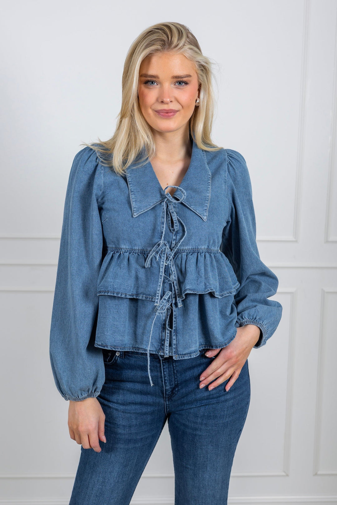 Yascelinde Ls Top Light Blue Denim | Topper | Smuk - Dameklær på nett