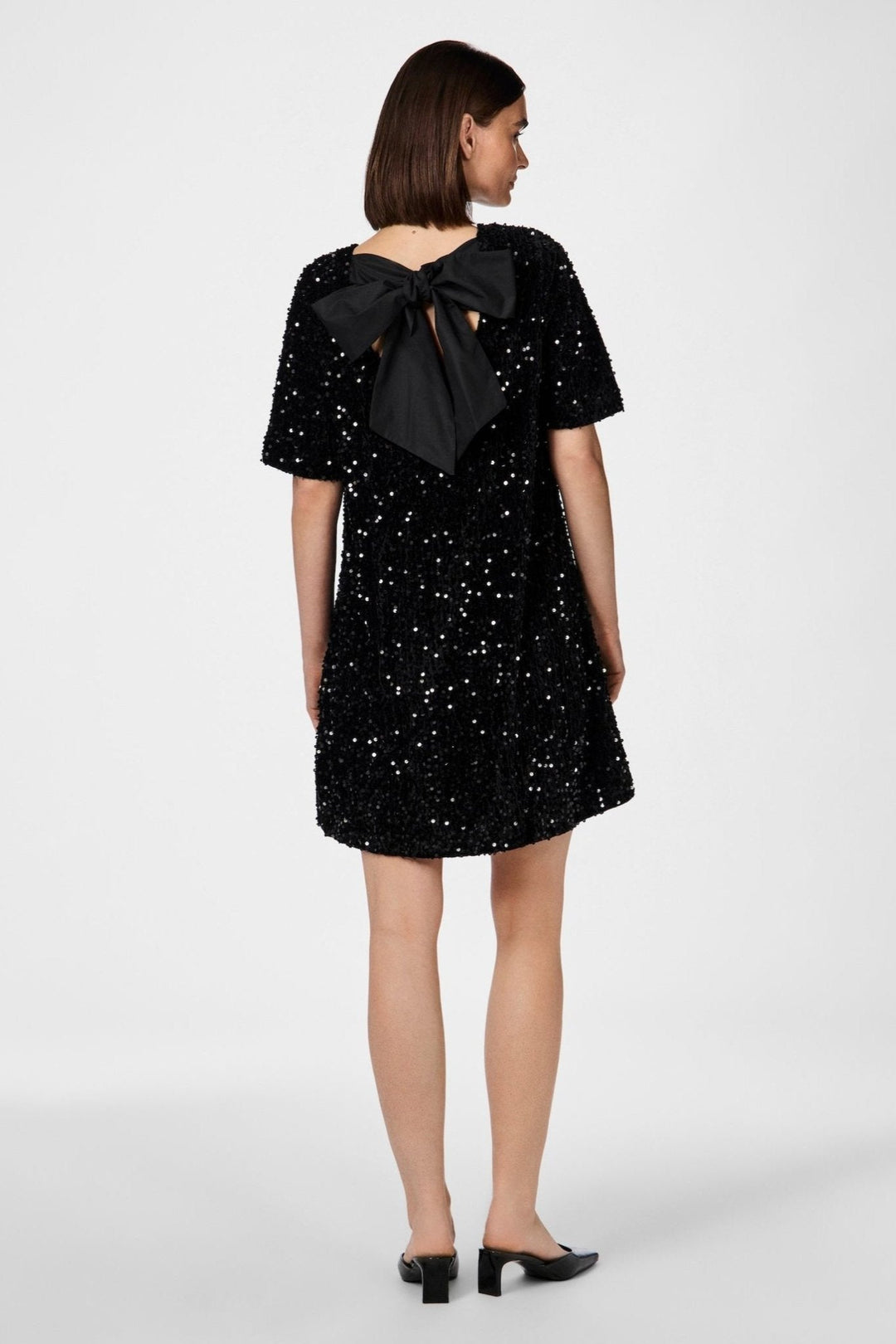 Yasfudsy 2/4 Short Dress Black | Kjoler | Smuk - Dameklær på nett