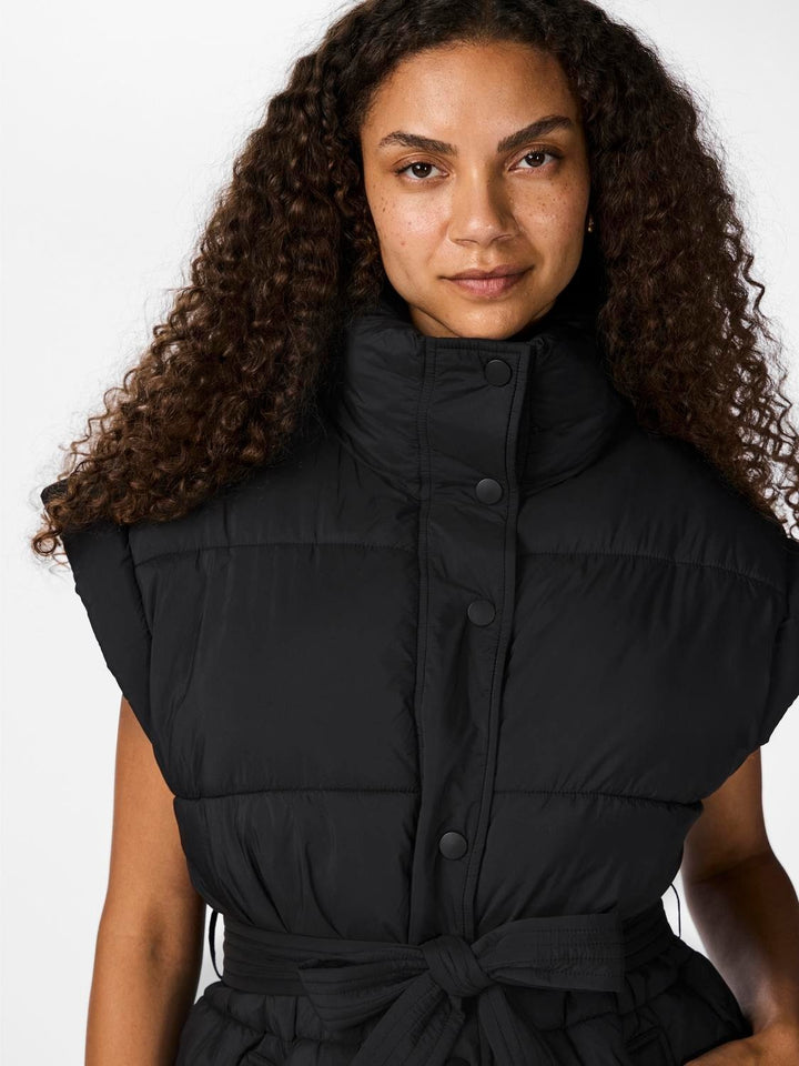 Yasmerla Padded Vest Black | Yttertøy | Smuk - Dameklær på nett