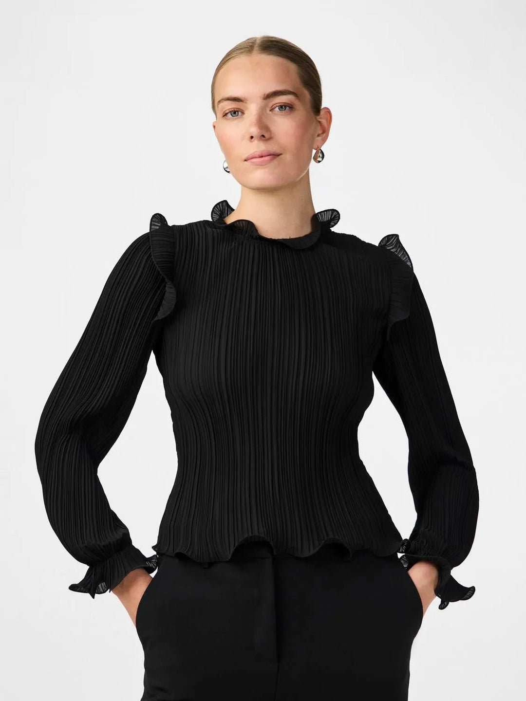 Yasphilina Ls High Neck Top Black | Topper | Smuk - Dameklær på nett