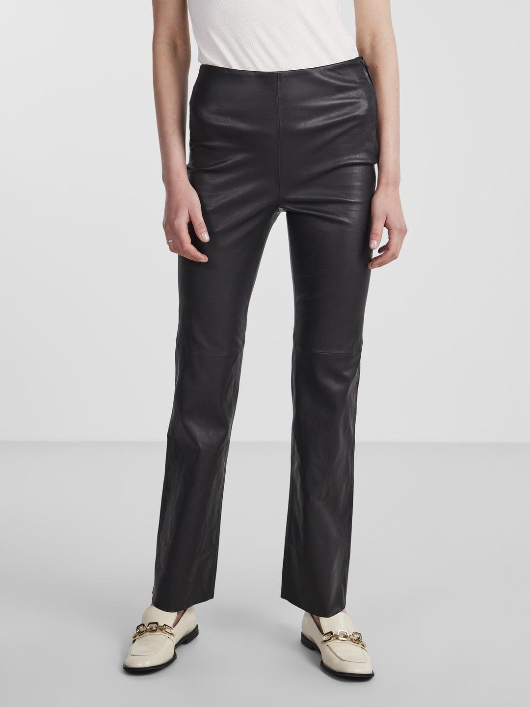 Yaszellu Bootcut Leather Pant Black | Bukser | Smuk - Dameklær på nett