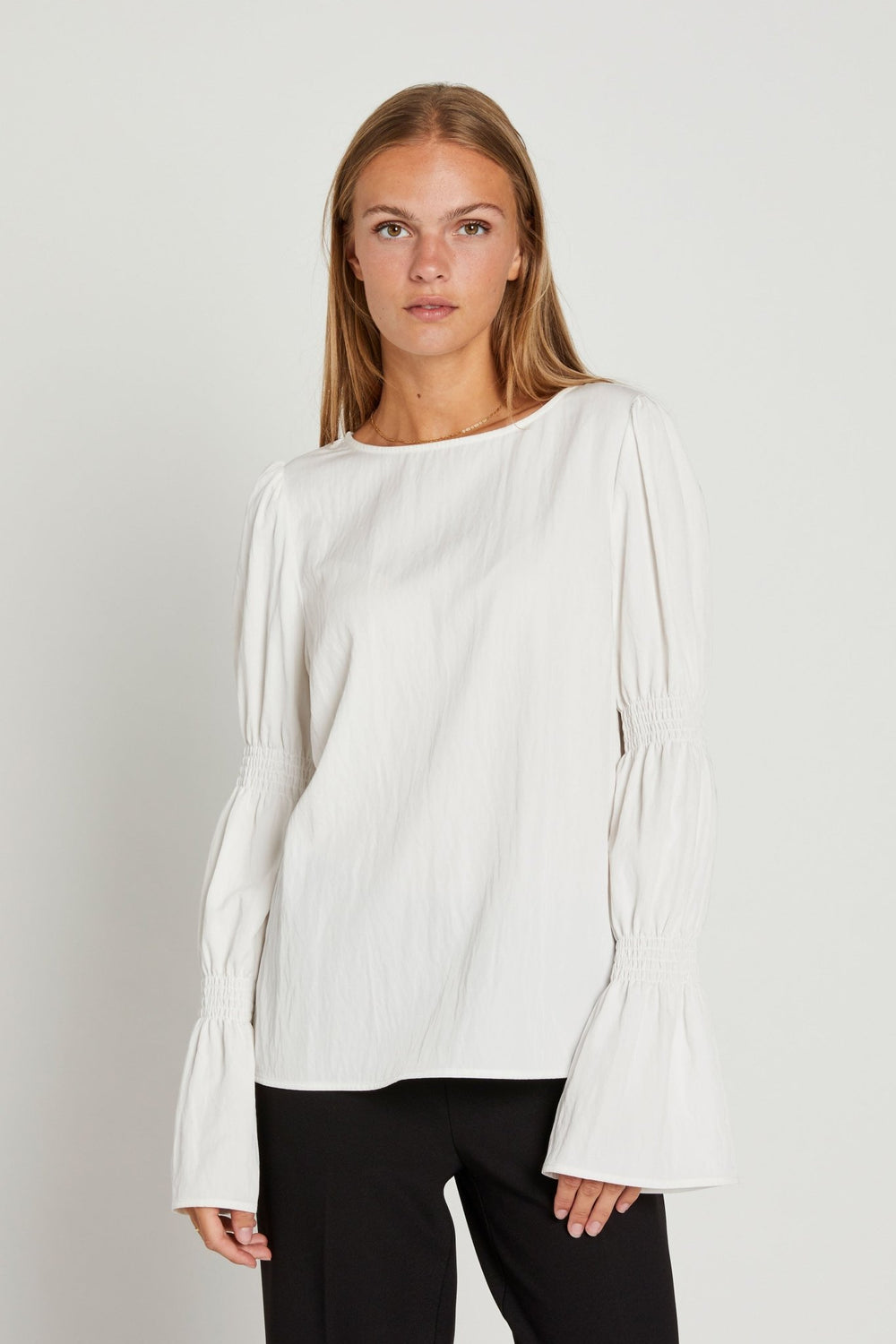 Zoe Blouse Offwhite | Skjorter og bluser | Smuk - Dameklær på nett