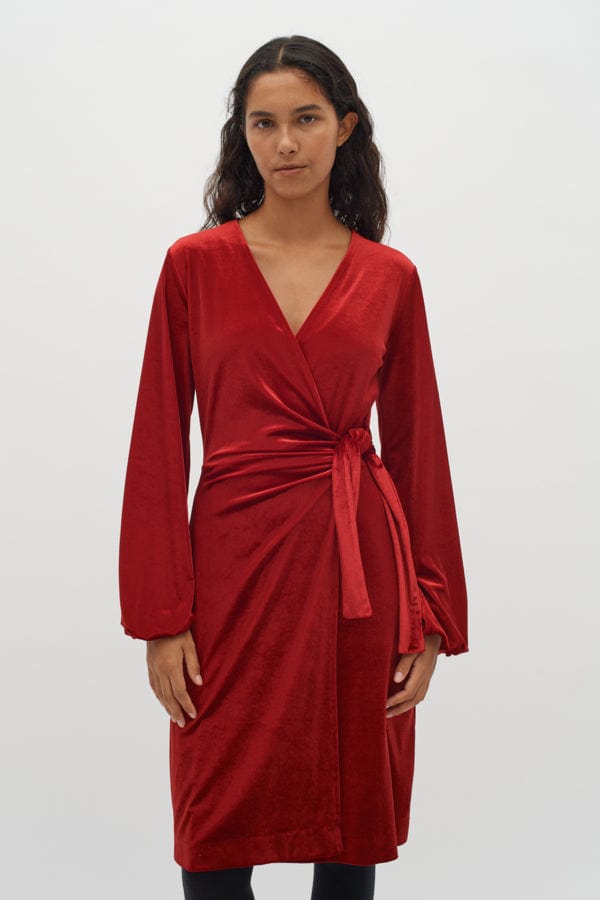 Gorieliw Wrap Dress True Red | Kjoler | Smuk - Dameklær på nett