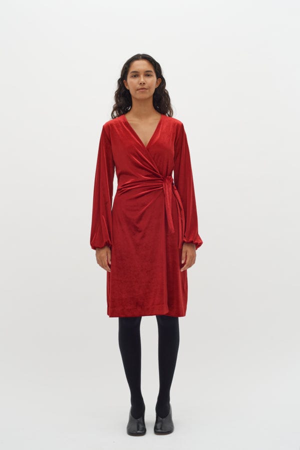 Gorieliw Wrap Dress True Red | Kjoler | Smuk - Dameklær på nett