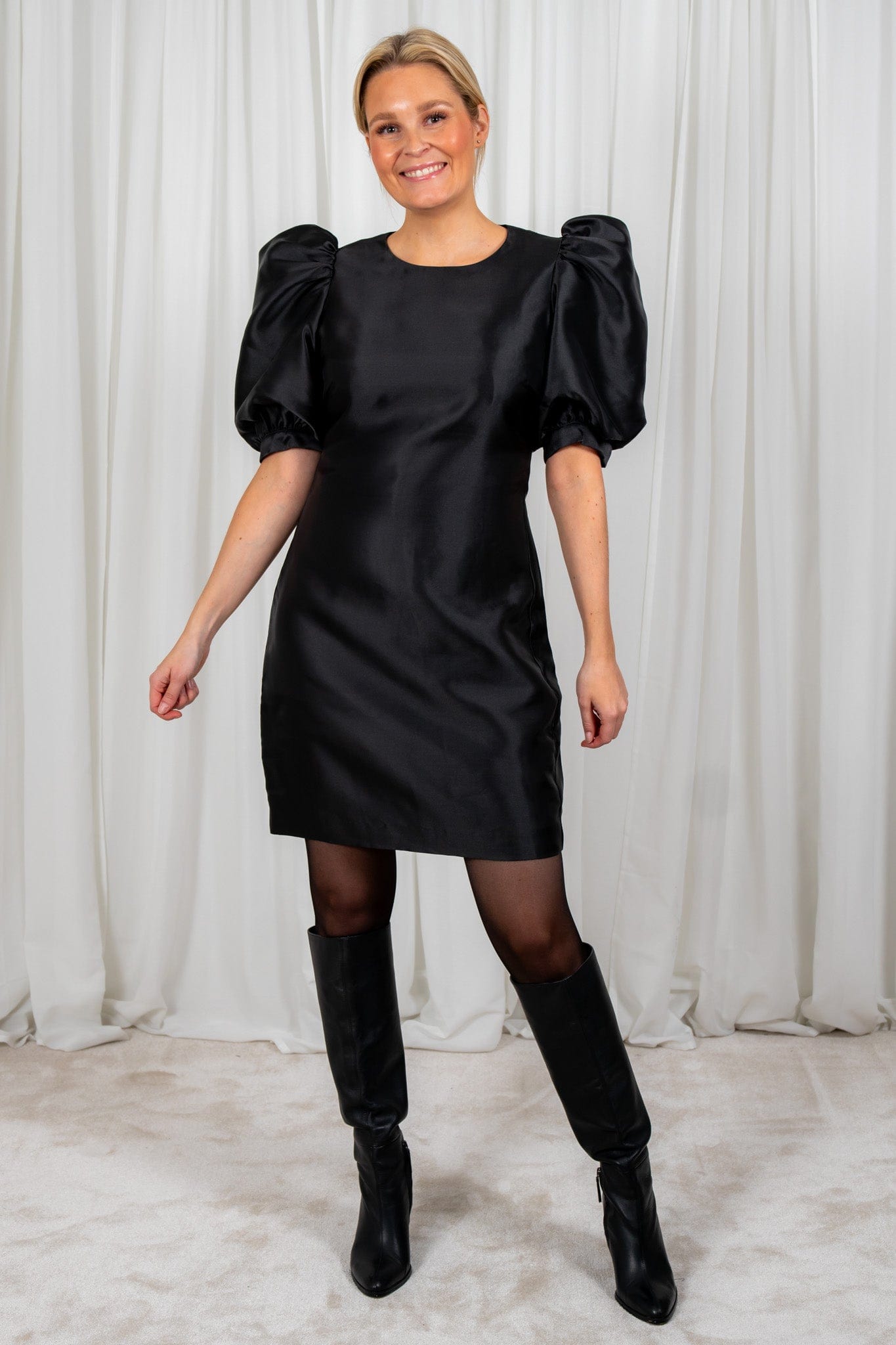 Grace Dress Black