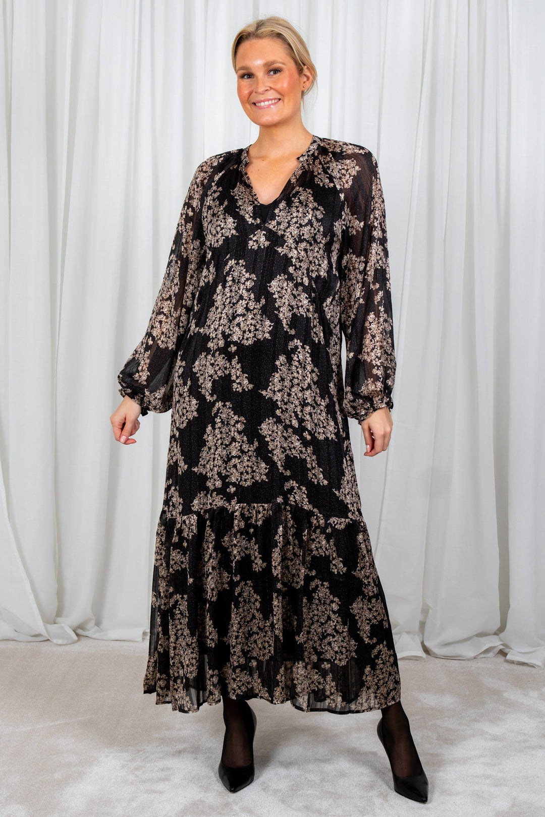 Hallas Elderflower Dress Black | Kjoler | Smuk - Dameklær på nett