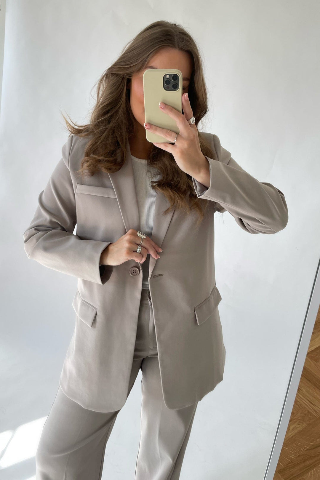 Selma Blazer - Dark Beige | Blazer | Smuk - Dameklær på nett