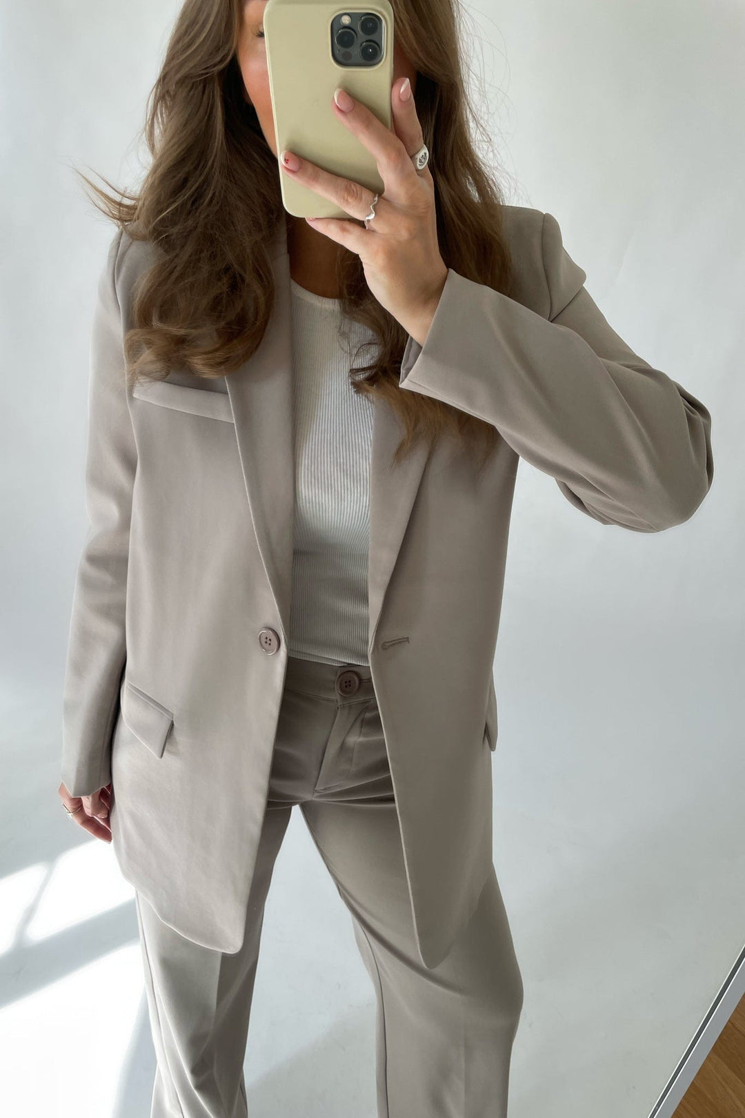 Selma Blazer - Dark Beige | Blazer | Smuk - Dameklær på nett